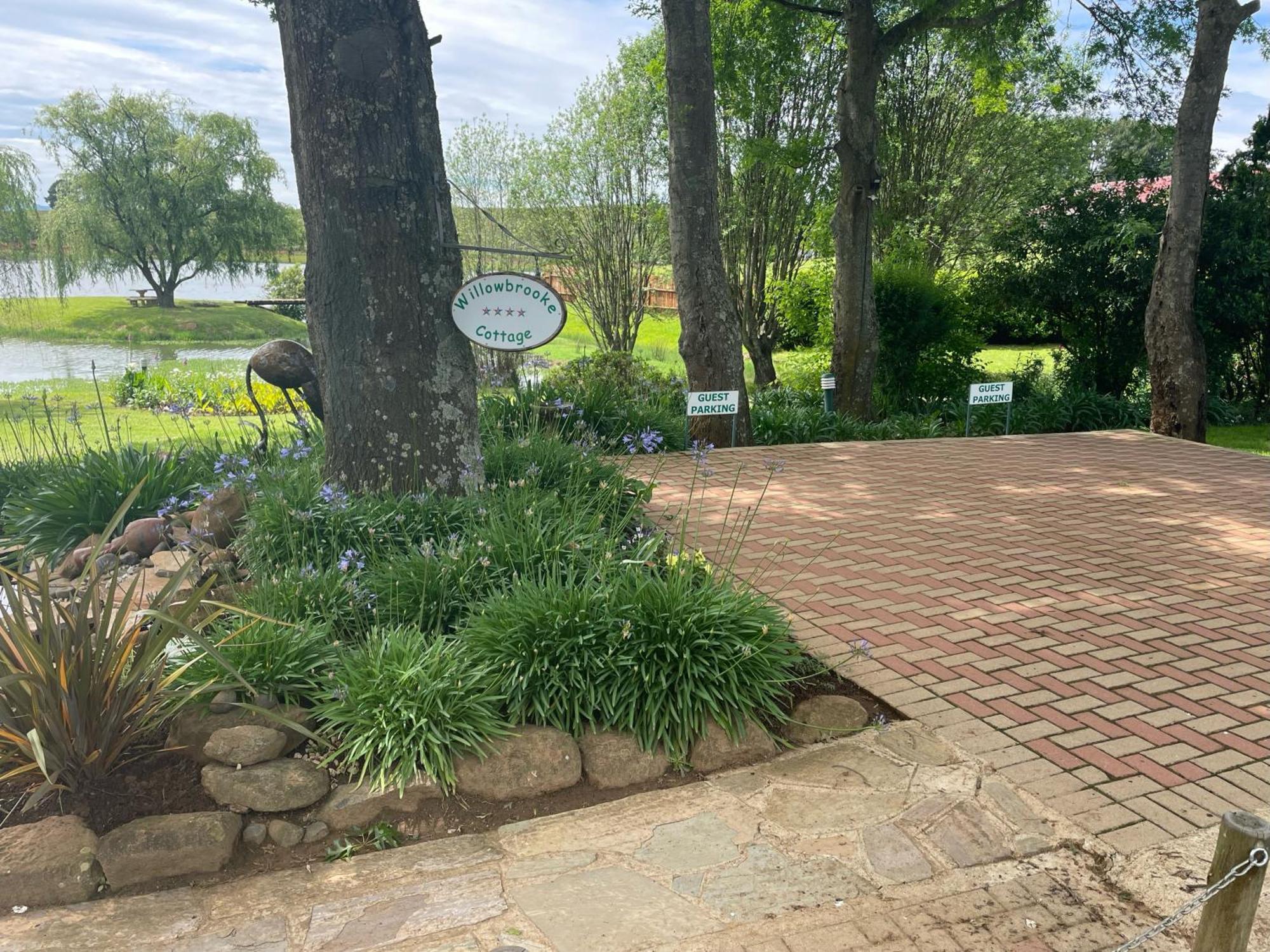 Willowbrooke Cottage Himeville Exterior photo